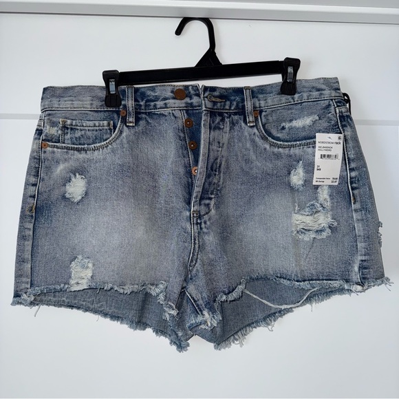 BlankNYC Pants - NWT- Blank NYC Women’s Distressed Denim Shorts Size 31